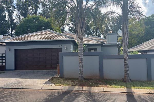 Situated in the heart of Pretoria East, this stunning single-storey home is located in a sought-after 24-hour security estate, offering ...