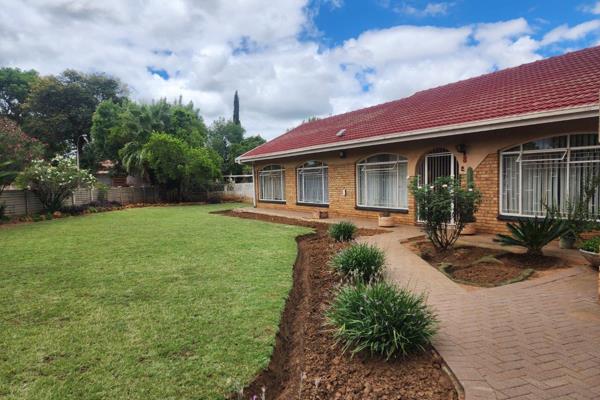 3-Bedroom House with Flatlet in Roosheuwel
This well-maintained, low-maintenance face brick home offers comfort, security, and extra ...