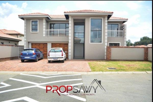 Luxury Living in Kings Gate Security Complex – Your Dream Home Awaits!

Nestled in the ...