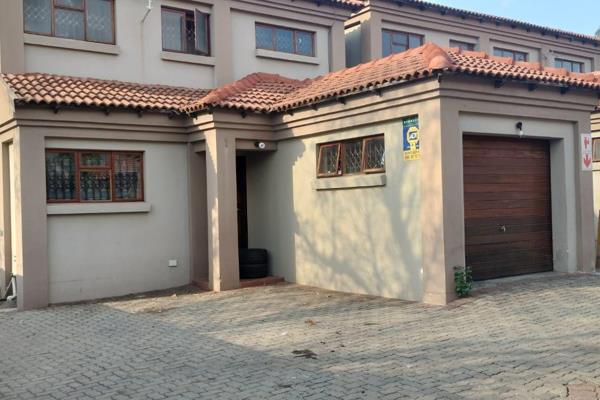 For sale: a beautifully modern 2-bedroom duplex townhouse located in the heart of Polokwane central.
 This well-appointed unit features ...