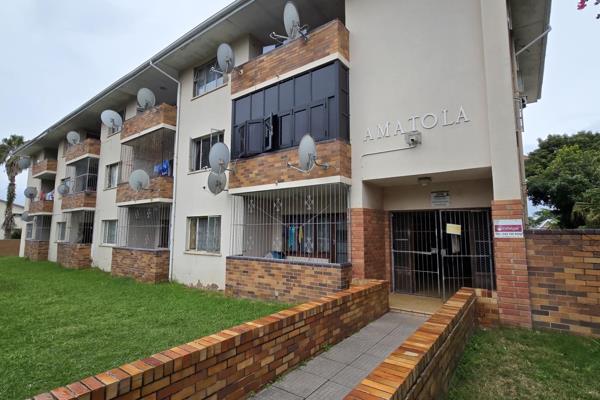 This spacious 4-bedroom, 2-bathroom apartment is located in Southernwood, offering a perfect blend of comfort and investment potential. ...