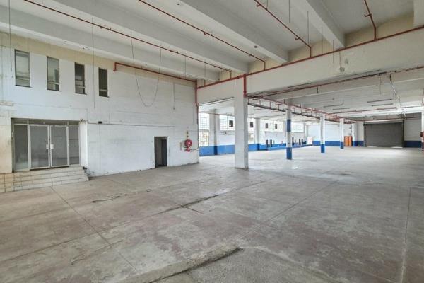 1,389 m&#178; Prime Industrial Warehouse with Office &amp;amp; Mezzanine in ...