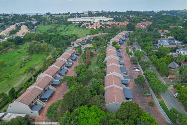 Welcome to your dream home in the heart of Sunninghill, Sandton! This delightful 2-bedroom, 1-bathroom unit offers the perfect blend of ...