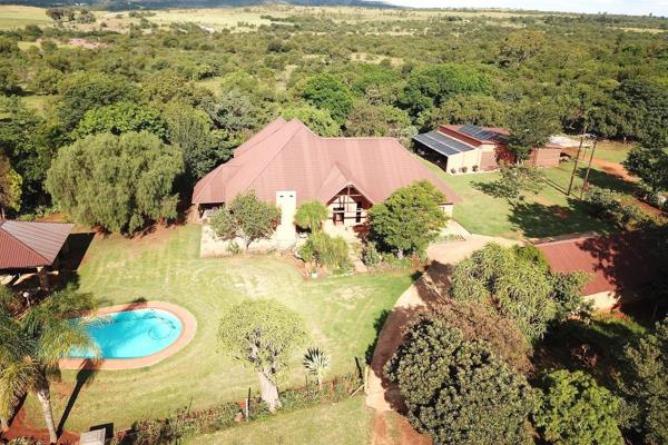 I am proud to present this pristine, well-developed farm, ideally located just outside Cullinan, within a short drive from Zambezi ...