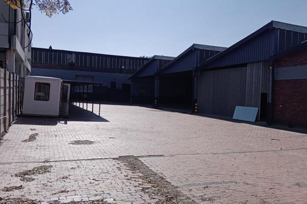 A standalone warehouse with office space is available for rent in Benrose, offering ...