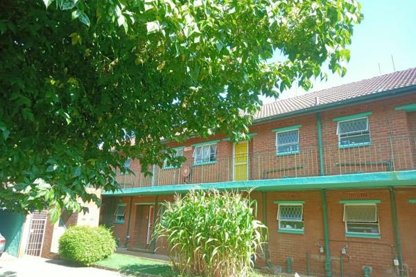 Investment Opportunity to own a Block of Flats in a very safe side of Windsor Randburg area.
A fully 8 long-term tenanted blocks of ...