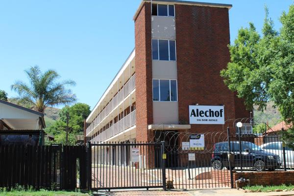 Alechof is a well-established complex, excellent located in Mountain View, Pretoria.
The property is situated near the bus route with ...