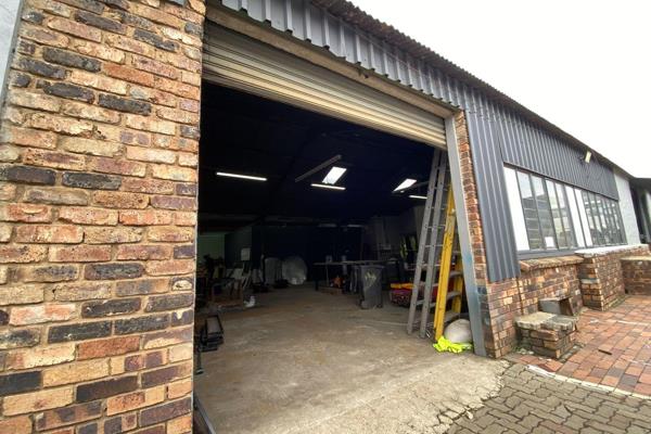 This 210m2 industrial property offers excellent functionality for a variety of business ...