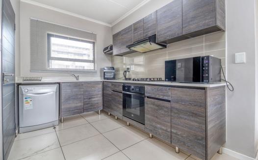 2 Bedroom Apartment / Flat for sale in Fourways