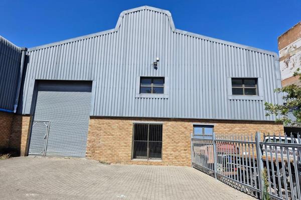 450m2 unit to let - Triangle Farm Bellville

This unit is perfect for light ...