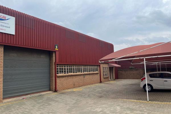 Neat mini industrial unit measuring 394sqm available for occupation. The property ...