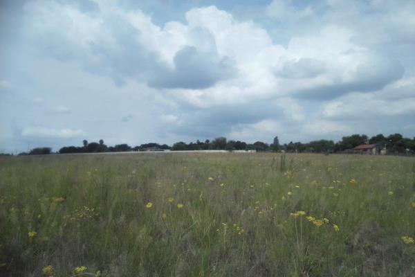 5000 SQUARE METERS VACANT LAND/STAND PROPERTY FOR SALE

5000 square meters agriculture farming land available for sale

This is one ...