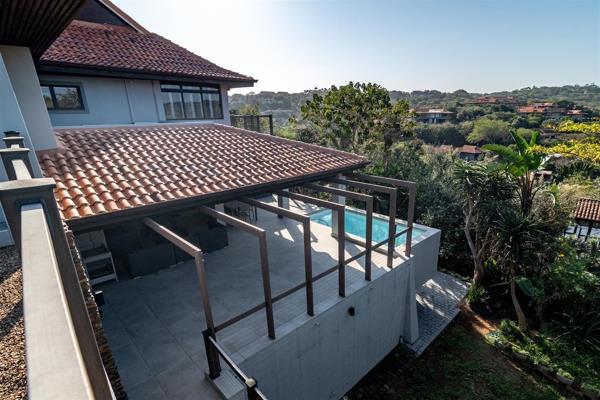 Impressive 5 Bedroom Home With Expansive Entertainment Areas in Zimbali Estate 
This multi-level luxurious home has a design that ...