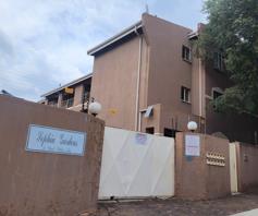 Apartment / Flat for sale in Alberton North