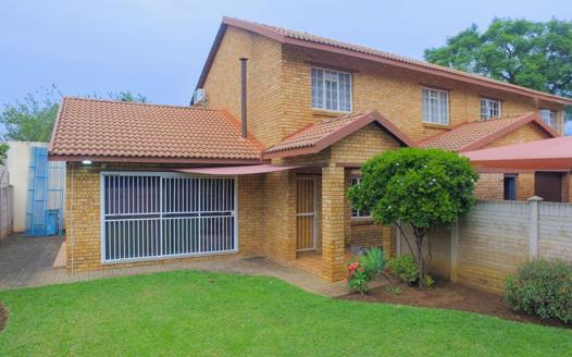 3 Bedroom House for sale in Bo-dorp