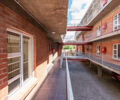 Apartment / Flat for sale in Grahamstown Central