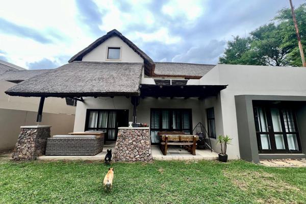 Welcome to your new home in the highly sought-after Sibiti Private Estate! 

This stunning double-story garden unit features three ...