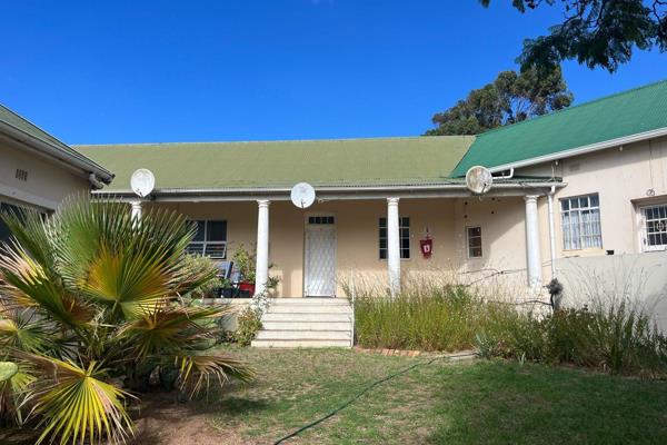 Charming and cosy, this petite flat in the heart of Darling offers a unique opportunity to own a slice of history.

Disclaimer

All ...