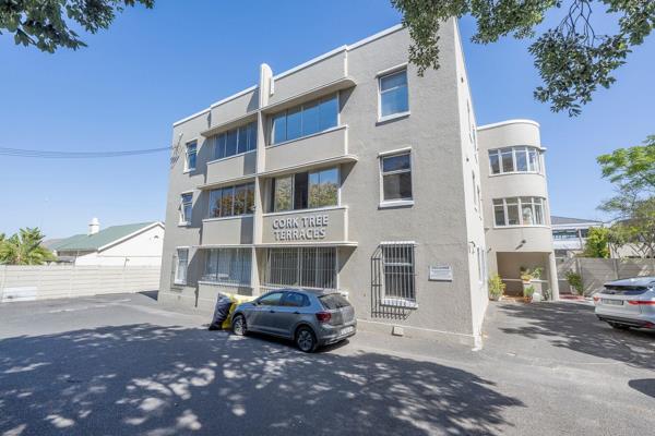 Charming 2-Bedroom Ground Floor Flat in Prime Wynberg Location

Exclusive sole mandate! Nestled in a well-maintained and peaceful ...