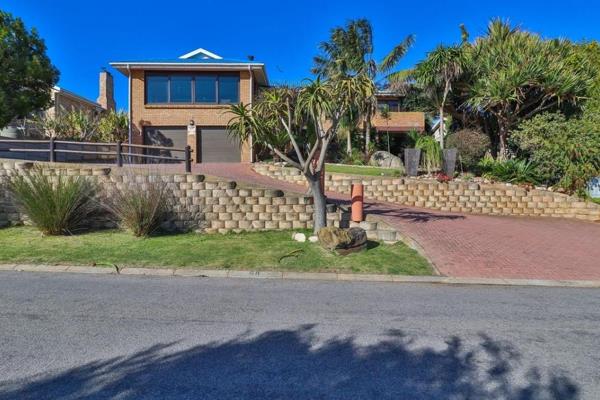 Going on Auction: Wednesday 26 February 2025
Reserve Price: R4 390 000.00. (All offers will be reviewed)
Non-refundable 10% commission ...