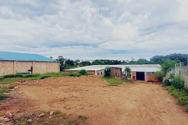 Investors opportunity 

This commercial site is situated in a prime area of Mkondeni. Situated less than 2km from N3 hiway, surrounded ...