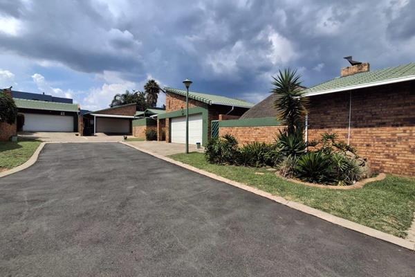 Modern face-brick cluster in a well run estate in the heart of Beyers Park offering:

A tiled lounge and dining-room leading out to a ...