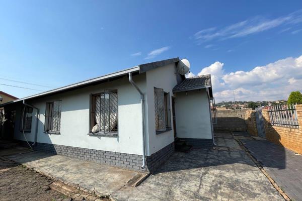 Bank-Owned Property in Naturena, JHB. 

Fixer-Upper Opportunity in Naturena – 3 Bed, 2 Bath, Double Garage &amp; Rental ...