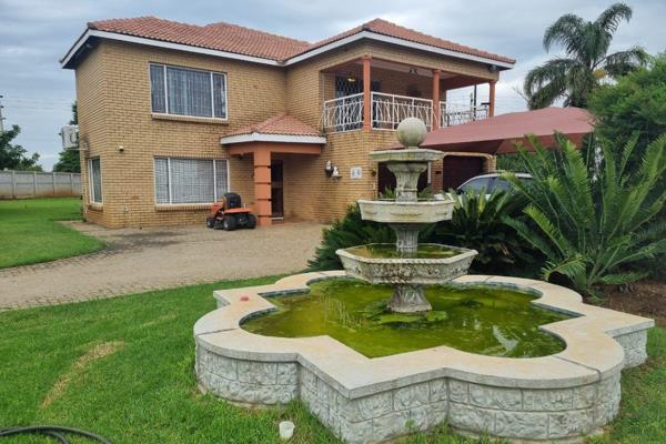 Exceptional Agricultural Property for Sale in Waterkloof AH, Rustenburg
Escape to the serenity of rural living with this stunning ...