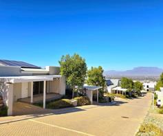 Townhouse for sale in Plattekloof 3