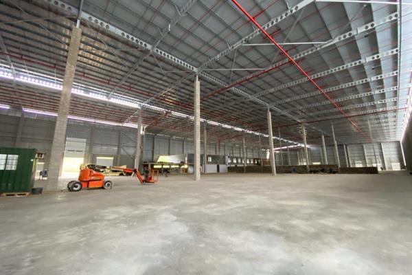 4788m2 AAA-Grade warehouse available for lease in Glen Anil

As part of the new ...