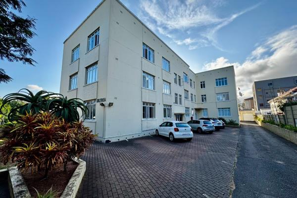 Prime 2-Bedroom Ground Floor Unit on Essenwood Road – Walk-In Ready!
Discover this ...