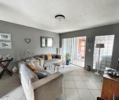 Apartment / Flat for sale in South Crest