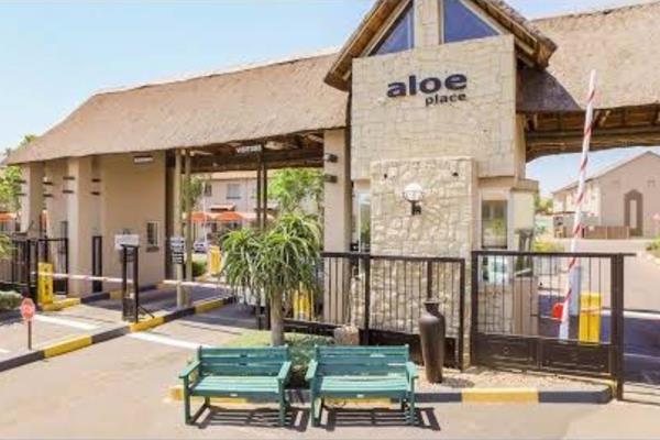 Secure complex ALOE PLACE with 24 hour security manned entry &amp; exit.
Complex with ...