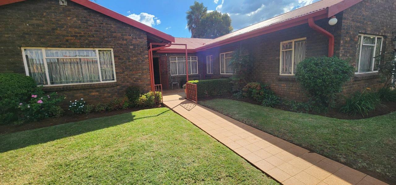 Listing number: P24-115588878, Image number: 1