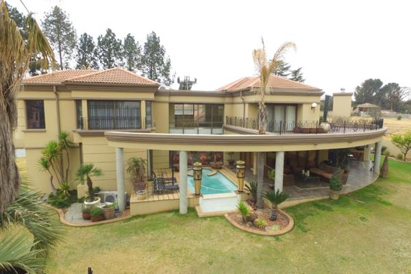 Beautiful and Modern 7 Bedroom House for sale in TUSCANY ON VAAL in Vanderbiljpark!

This property consist of the following:
House
7 ...