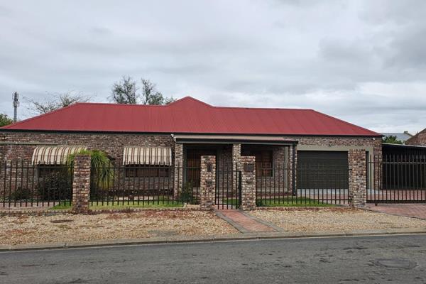 Low-Maintenance Family Face-Brick Home with Modern Features and Spacious Garden


This move-in ready face-brick home offers ...