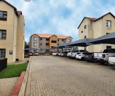 Apartment / Flat for sale in Brentwood Park AH