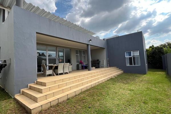 3 Bedroom 3 Bathroom House for Sale in Thornvalley Estate 

Open plan layout of a ...