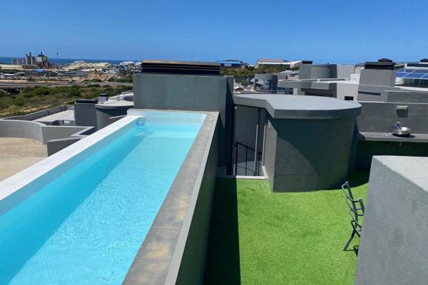 SOLE MANDATE

Nestled in the sought-after area of Island View, Mossel Bay, this immaculate 2-bedroom, 2-bathroom apartment offers the ...