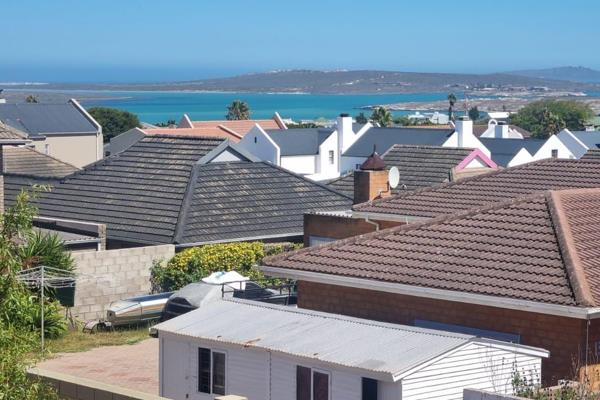 Charming Air B&amp;B Cottage - Myburgh Park -  Langebaan

This property is situated in the prestigious suburb Myburgh Park in Langebaan ...