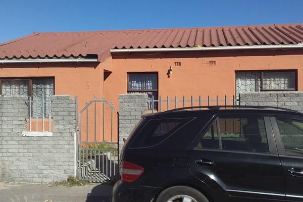 Discover this inviting 3-bedroom house available for rent in the vibrant community of Mfuleni. Designed for comfortable living, this ...