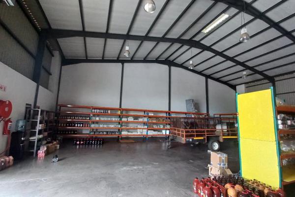 Prime Industrial Warehouse Available for Rent - Industria, Polokwane

Secure and spacious 400m2 warehouse available for lease in the ...