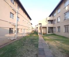 Townhouse for sale in Naturena