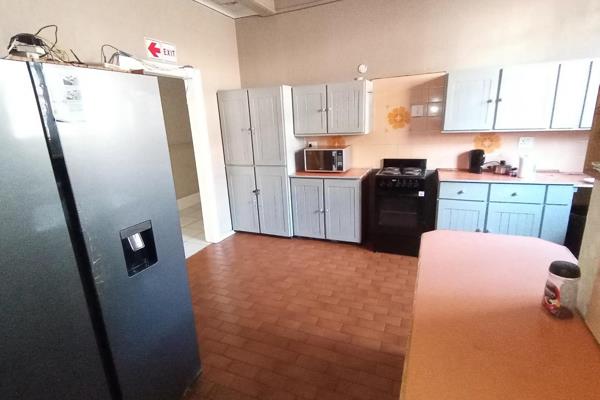 Student accommodation available close to UP main access gate in Roper Street, close to ...