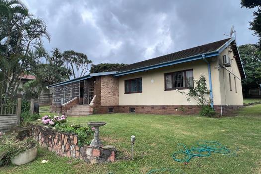 House for sale in Athlone Park