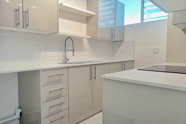 Step into this beautifully renovated apartment that offers the comfort and functionality of a 1-bedroom layout.

Spacious Living Area – ...