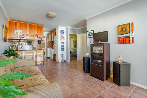 Exclusive sole mandate!

Looking for a comfortable and convenient lifestyle in Strand? This 2-bedroom townhouse in Guldenland, near ...