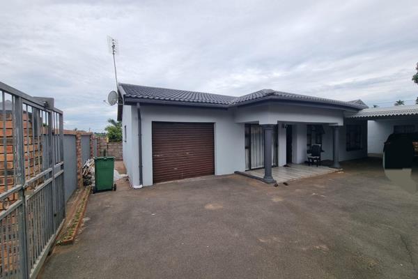 3-Bedroom House with Granny Flat in a Township Area

This well-maintained 3-bedroom home offers comfort and convenience in a prime ...