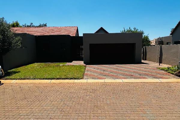 4 Bedroom Home in Leloko Lifestyle Estate
4-Bedroom House for Rent in Leloko Lifestyle Estate - Great Opportunity!
Property Features:
4 ...