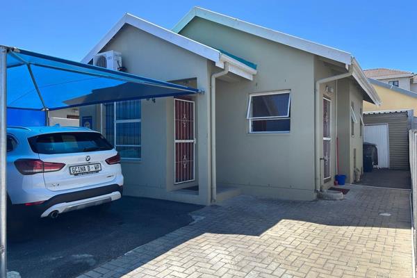 3-Bedroom Home for Rent – R9,500 per Month

Looking for a cozy and well-maintained home? This charming 3-bedroom house is available for ...